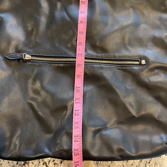 Sack Style Handbag - Picture 3 of 6